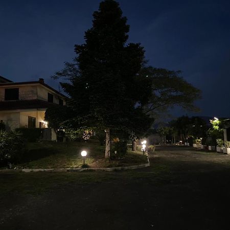 Al Rifugio Leilighet Montecorvino Pugliano Eksteriør bilde